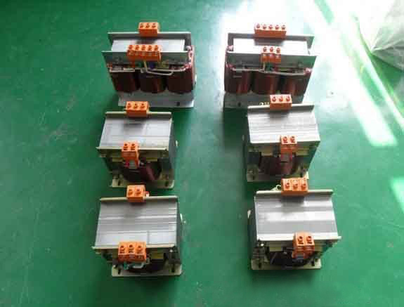 隔離變壓器220V轉(zhuǎn)220V