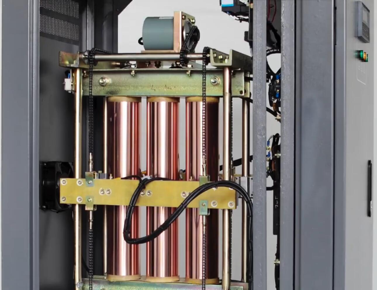 SBW-320KVA三相380v全自動(dòng)大功率補(bǔ)償式電力穩(wěn)壓器