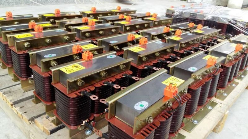 三相串聯(lián)濾波電抗器cksg-1.05/0.45-7%無功補(bǔ)償電容串聯(lián)電抗器