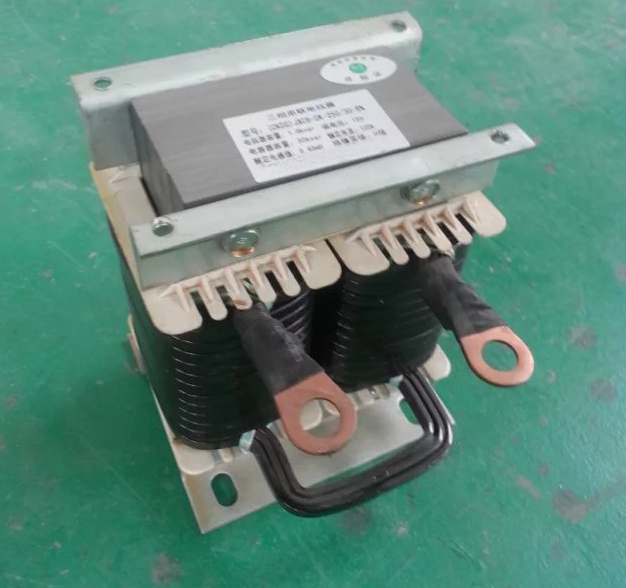 電容器3.33kVar單相串聯(lián)無功補償電抗器CKDG-0.4/0.3-12%