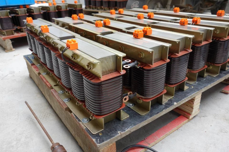 輸出電抗器AKSG20A/9V