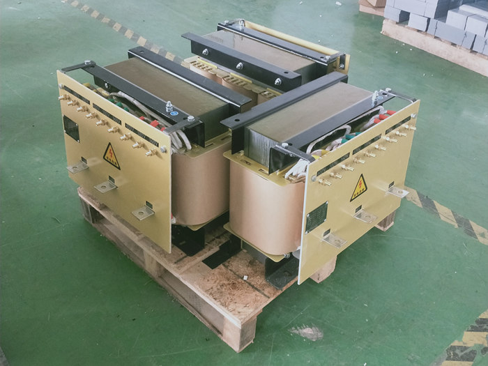 降壓變壓器 PSG-45J/45KVA 380V/40V 68.4A/649.5A